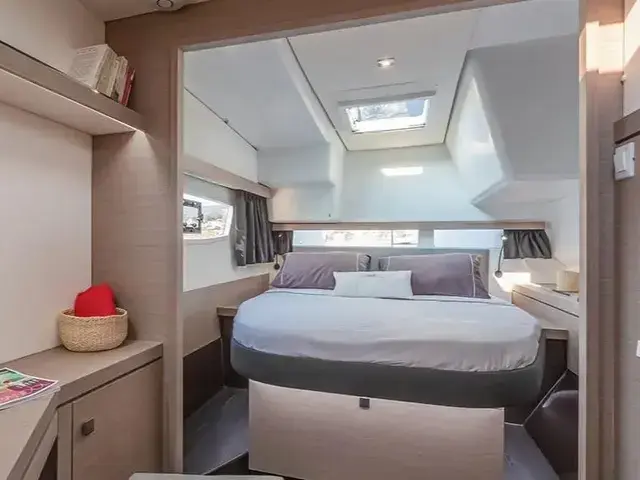 Fountaine Pajot Isla 40