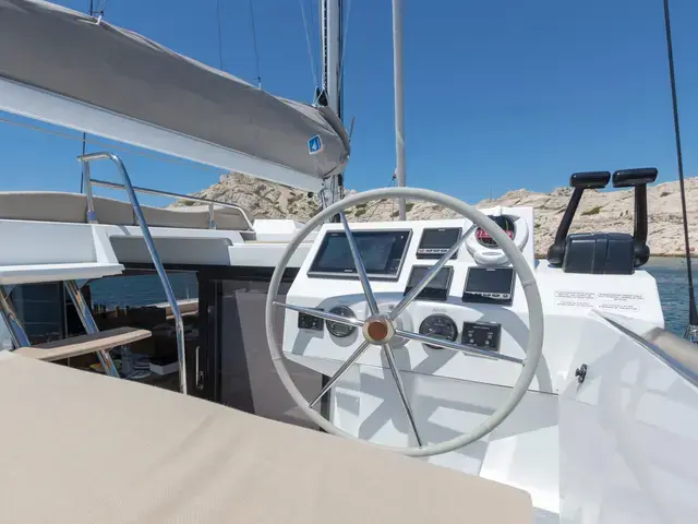 Fountaine Pajot Astrea 42