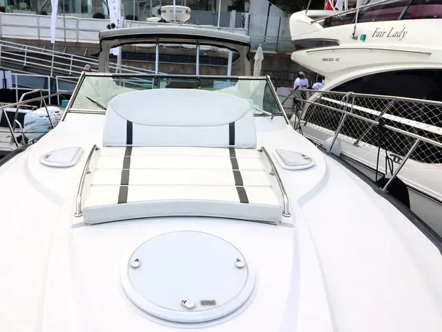 Monterey 415 Sport Yacht