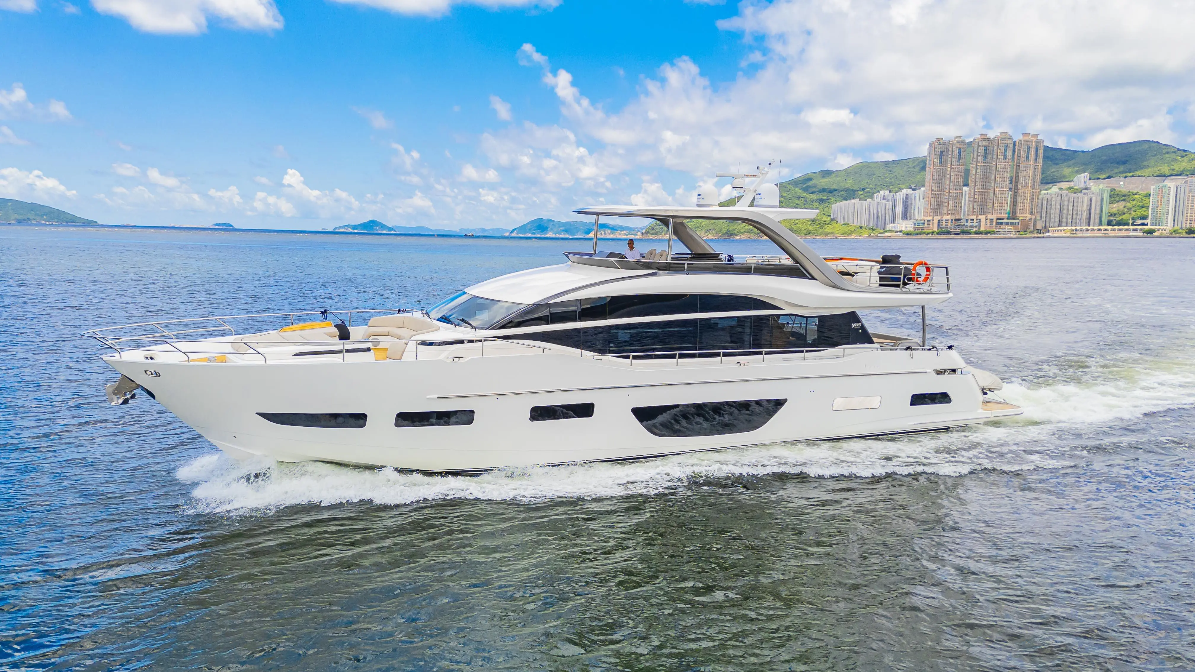 2021 Princess y85 motor yacht