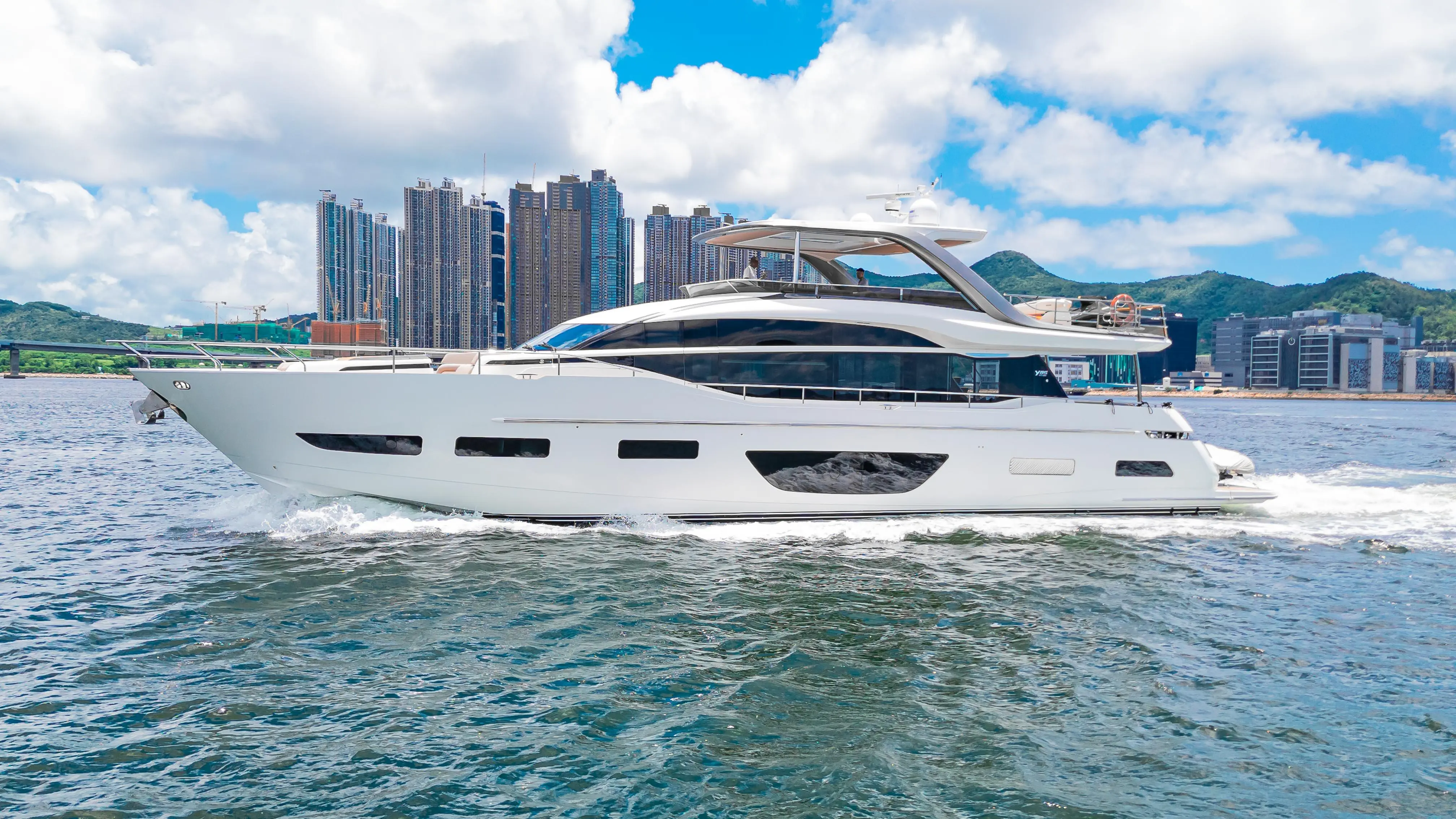 2021 Princess y85 motor yacht