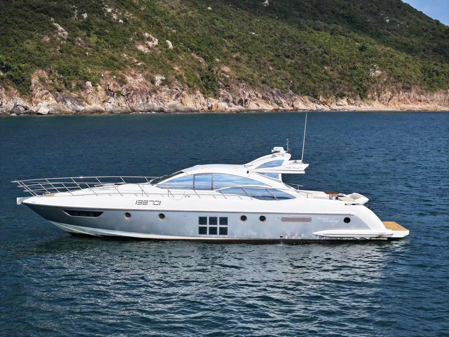 2008 Azimut 62