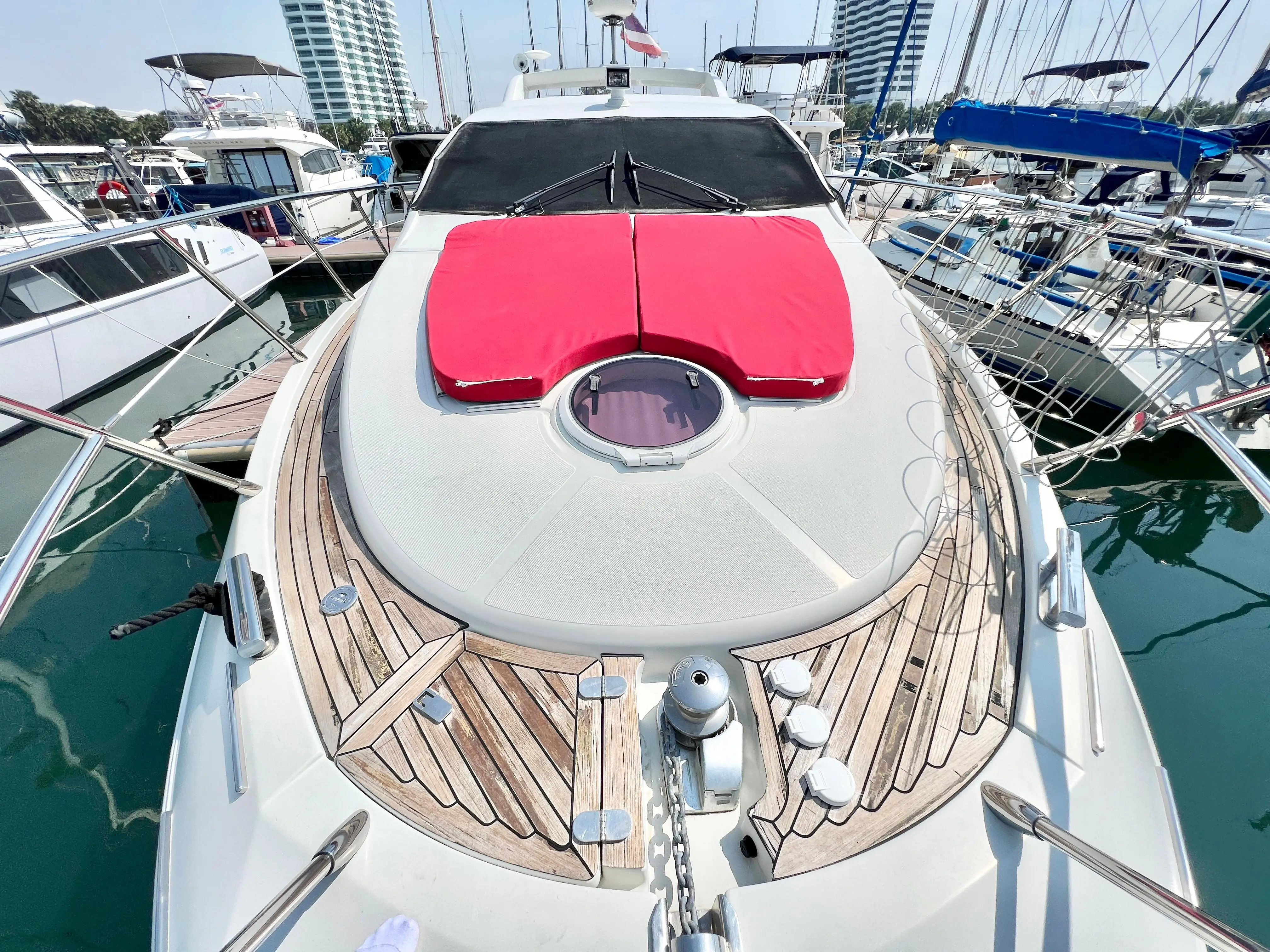 2009 Azimut 43 s