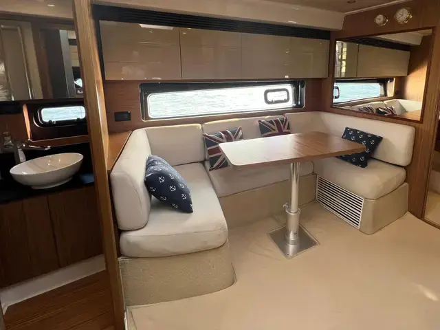 Azimut Atlantis 43