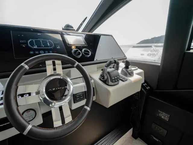 Azimut S6