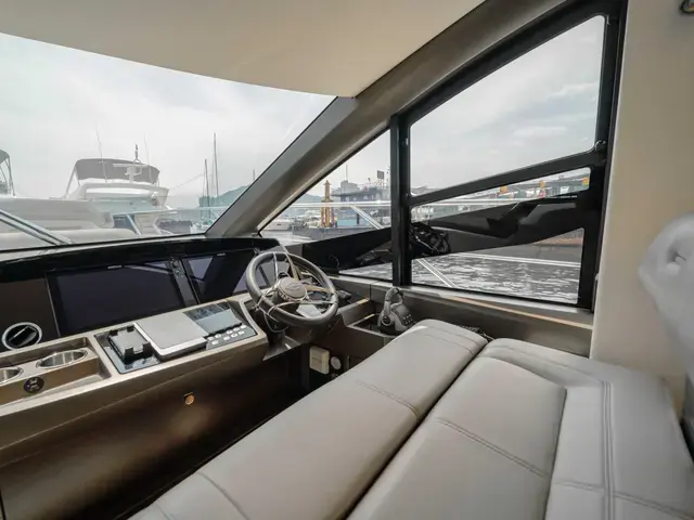 Sunseeker Manhattan 55