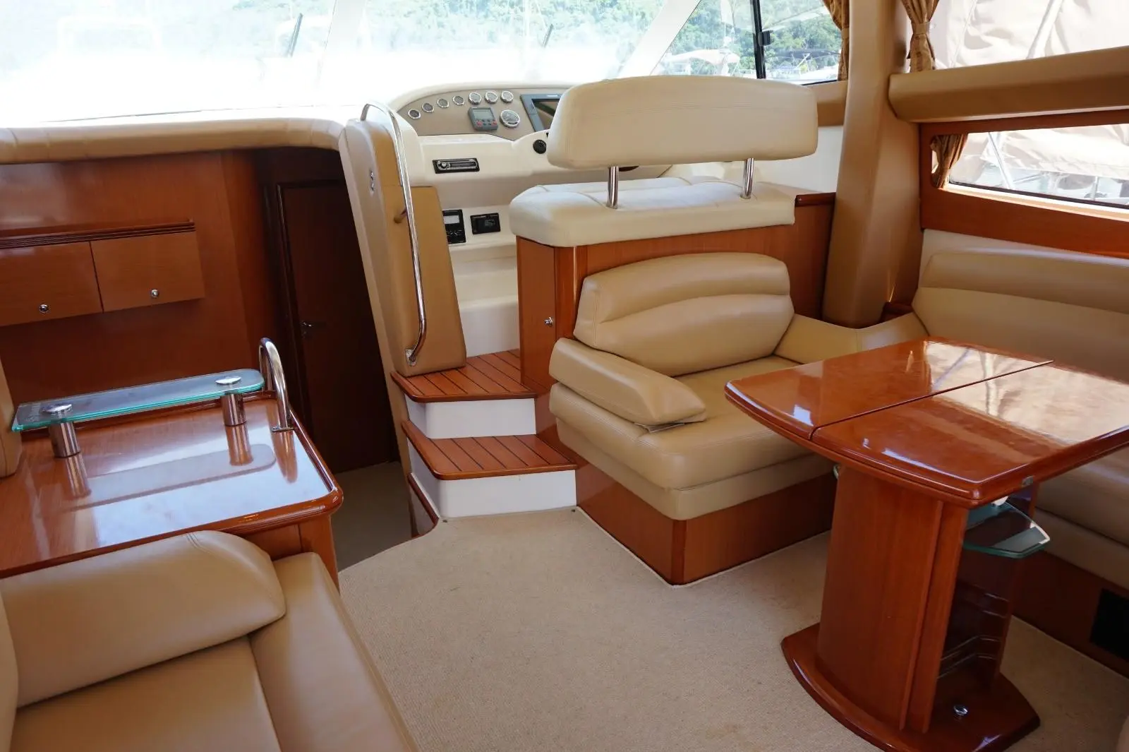 2008 Prestige 42 fly