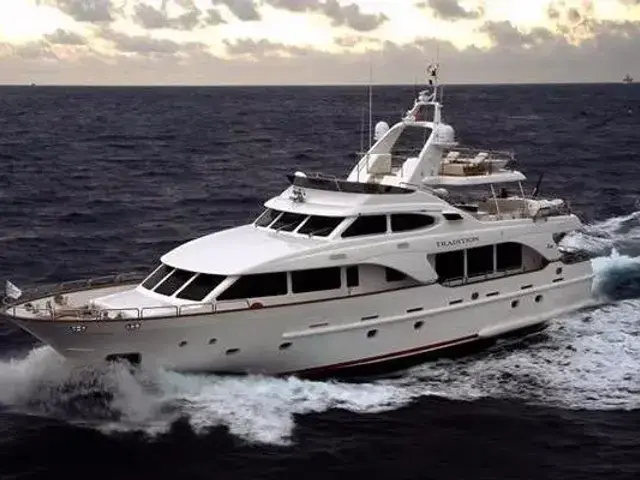 Benetti Tradition 100