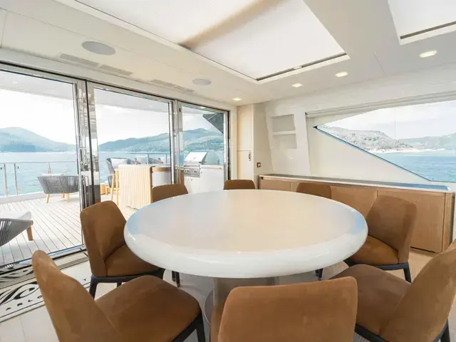 Monte Carlo MCY 105 Skylounge