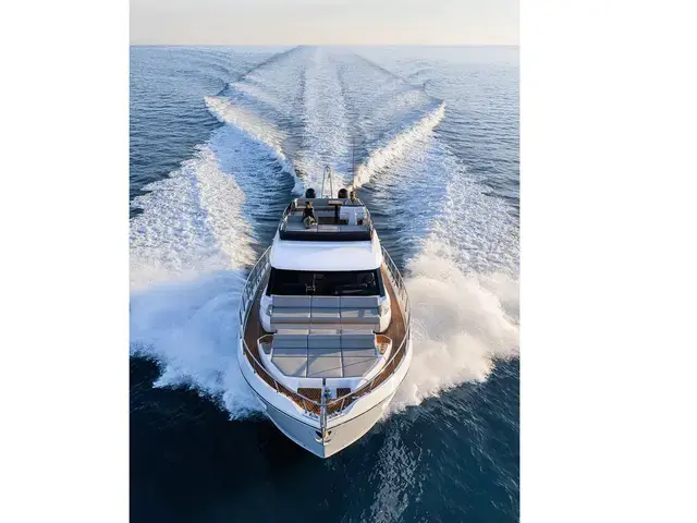 Ferretti Yachts 580