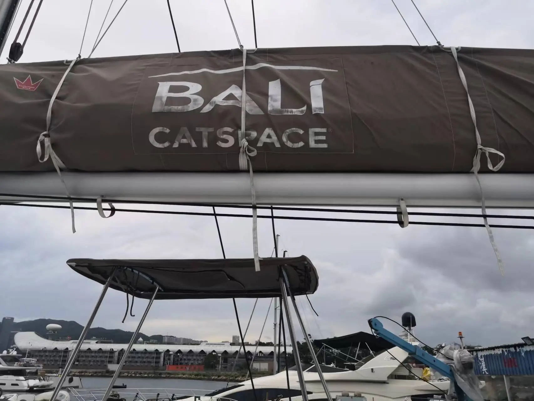 2020 Cruisers catspace sail