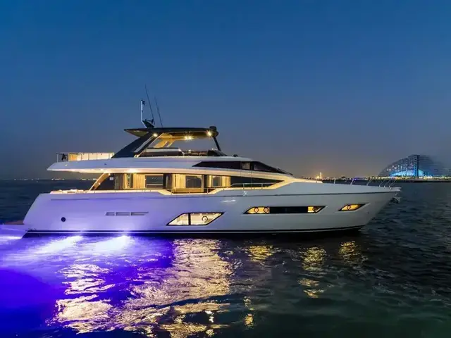 Ferretti Yachts 780