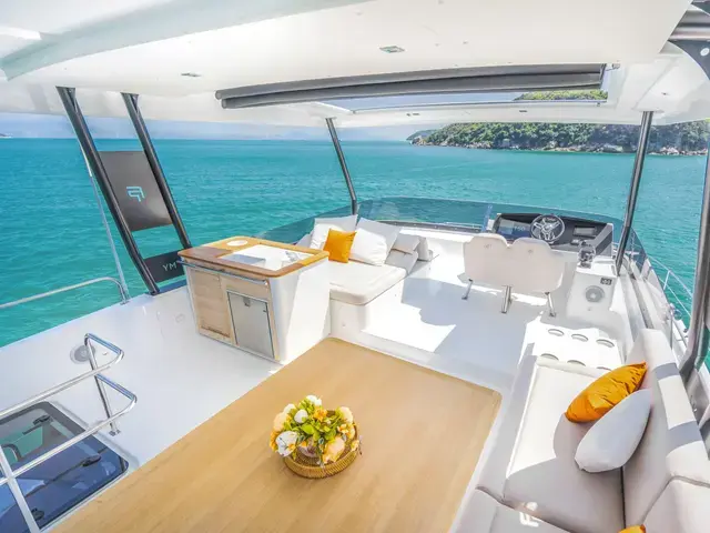 Fountaine Pajot MY 6