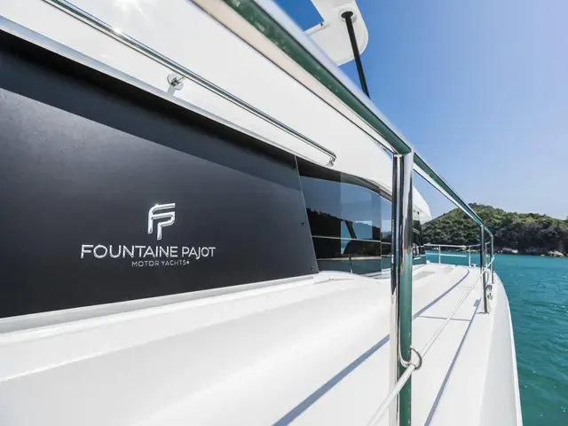 Fountaine Pajot MY 6