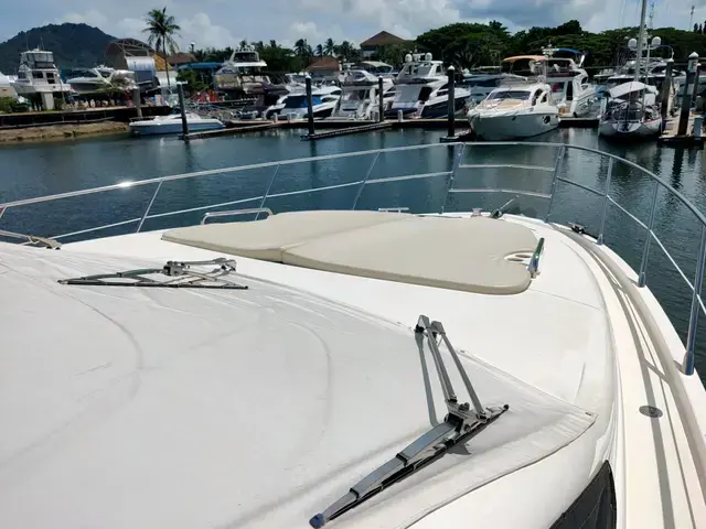 Azimut 58