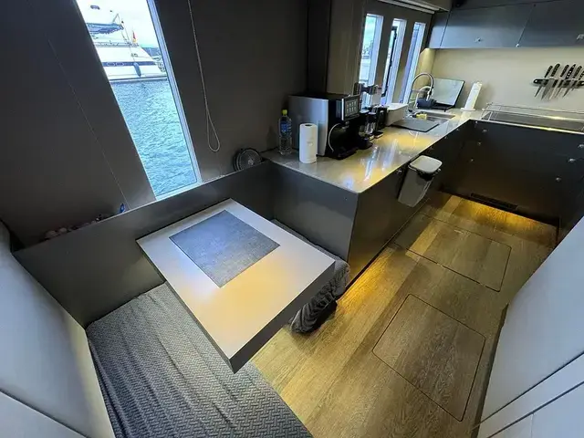 Sunreef 70 Sailing