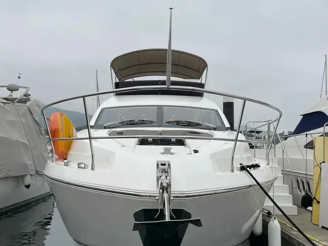 Fairline Squadron 48