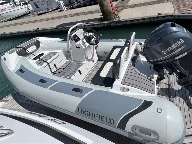 Princess Flybridge 60 Motor Yacht