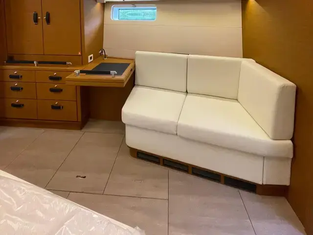 Jeanneau Yachts 65