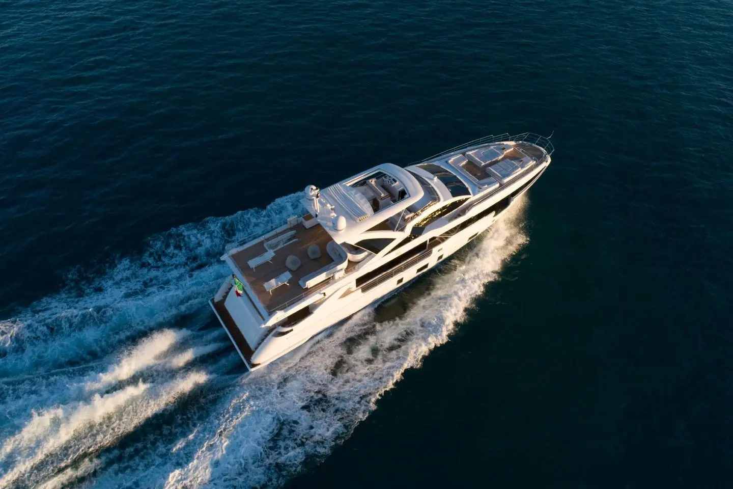 2022 Azimut grande 32 metri