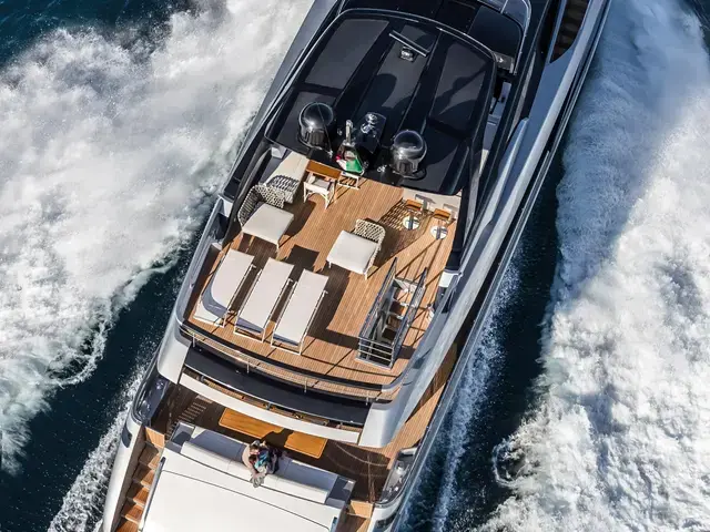 Riva 100' Corsaro