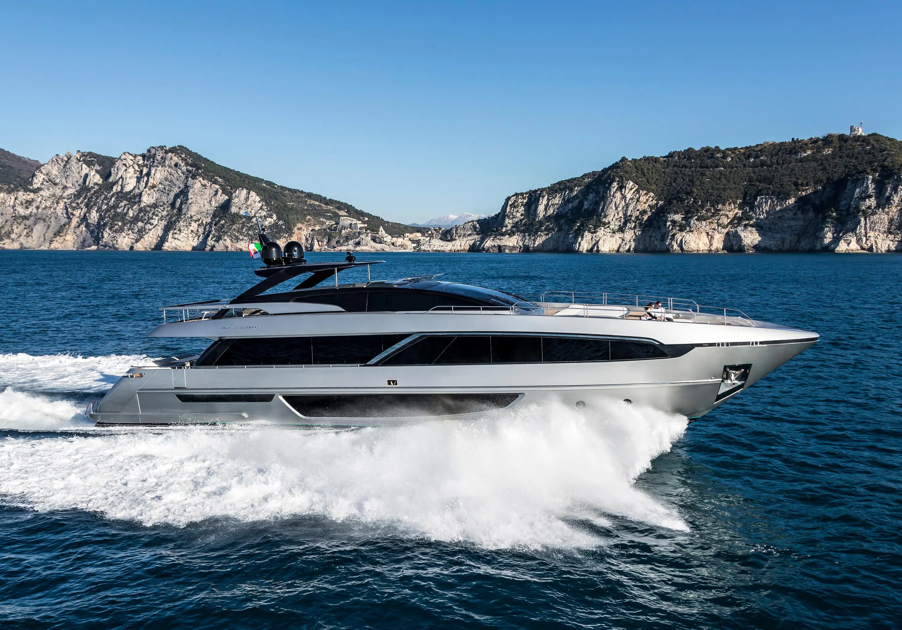 2021 Riva 100 corsaro