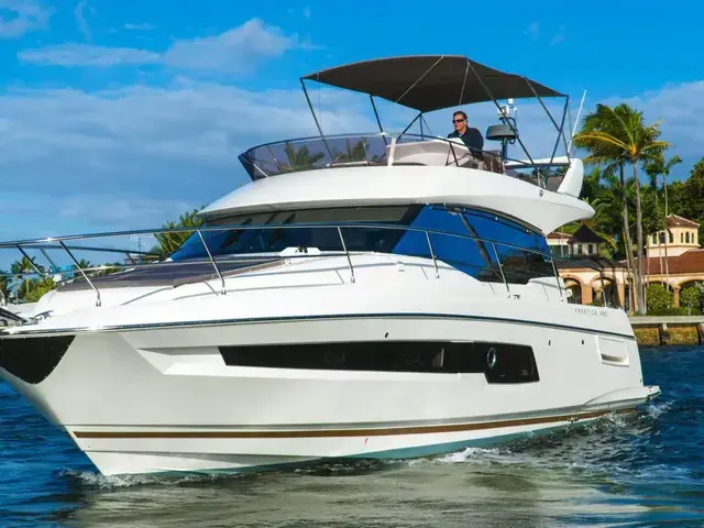 Prestige 460