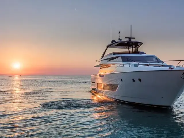 Ferretti Yachts 850