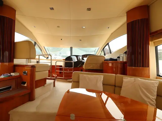 Sunseeker Manhattan 52