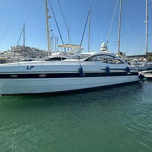 2001 Pershing 52