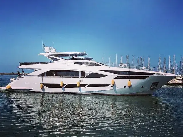 Amer Yachts 100