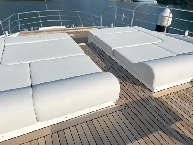 Azimut Grande 32 Metri