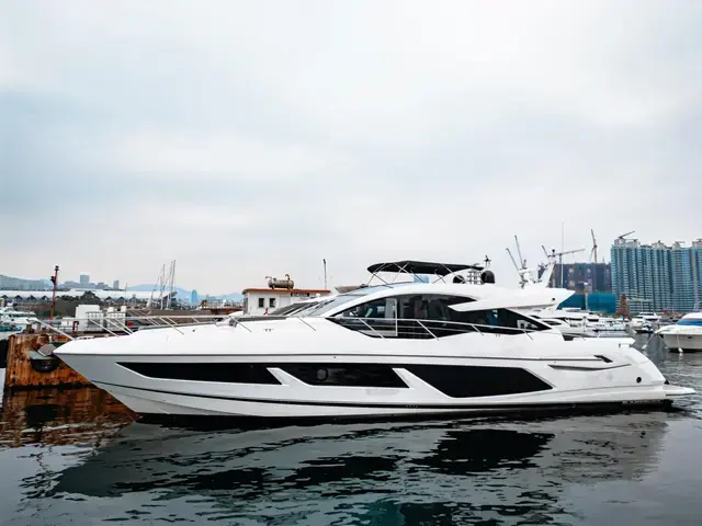 Sunseeker Predator 74