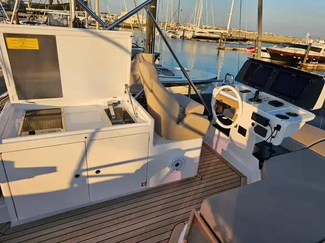 Ferretti Yachts 500