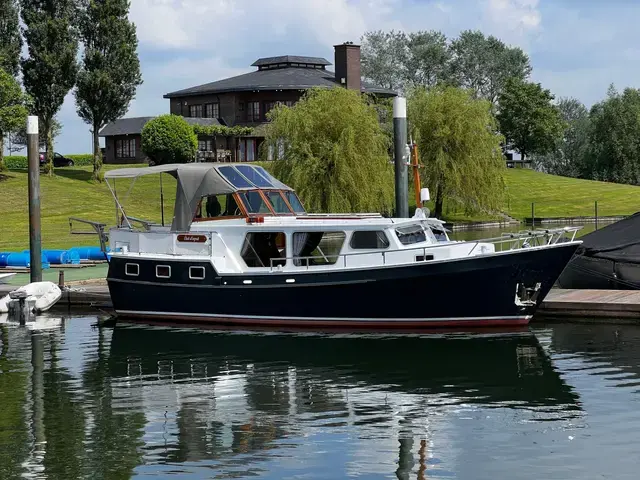 Motor Yacht Van Dongen Trawler 12.20 AK