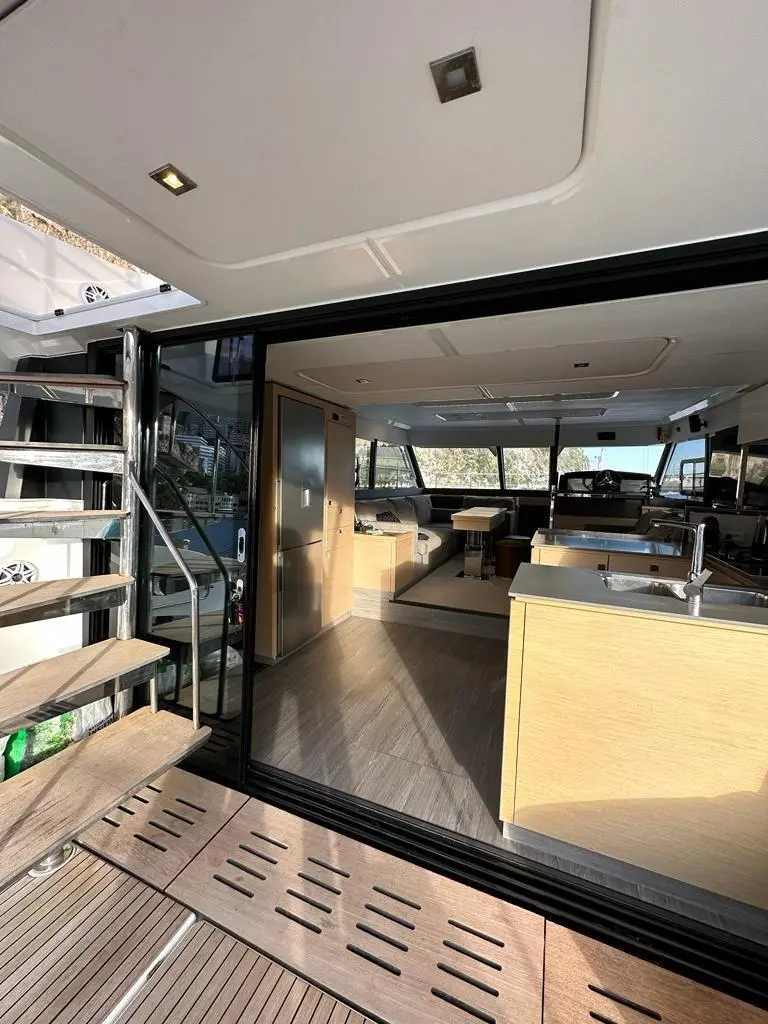 2018 Fountaine Pajot my6