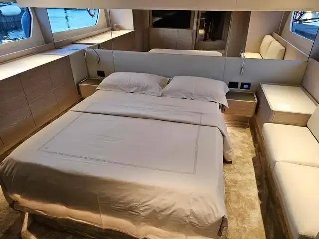 Ferretti Yachts 500