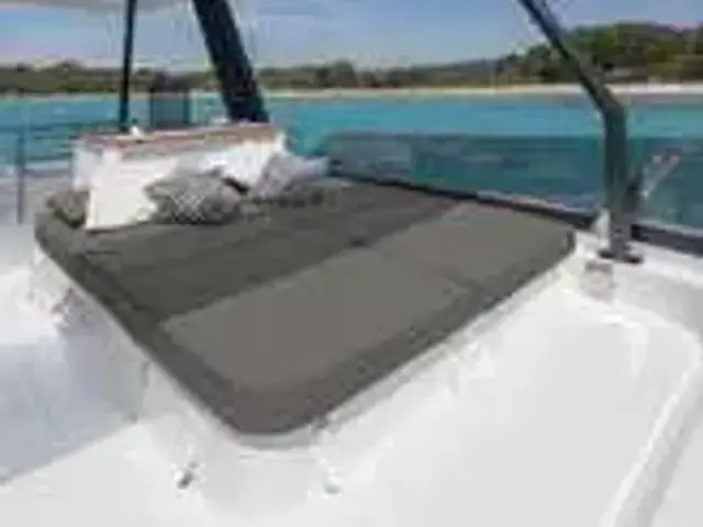 Fountaine Pajot My 6