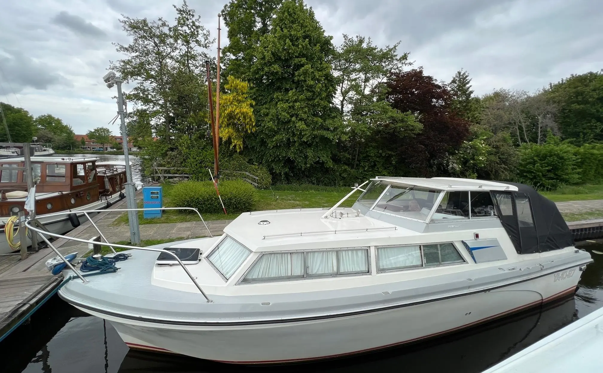 1977 Princess 32 ok