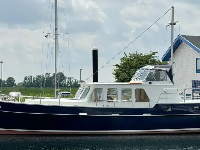 Motor Yacht Dintel Spiegelkotter 13.80 AK Cabrio