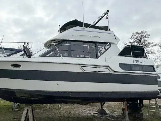 Carver 28 Flybridge