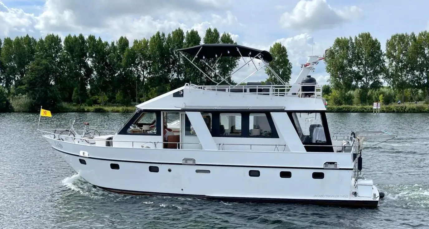 1990 Bimini trawler 14.50