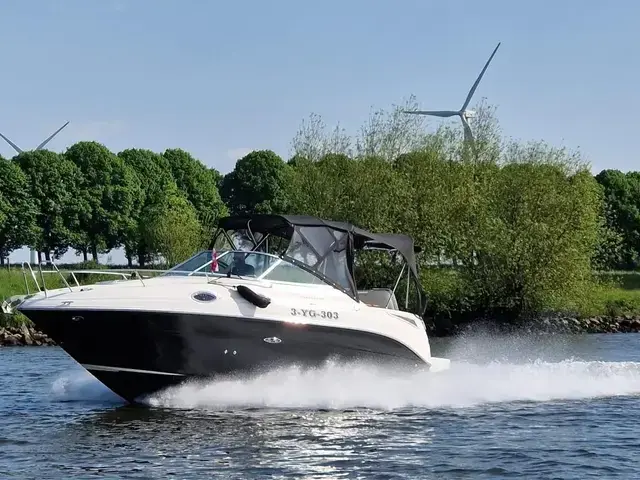 Sea Ray Sundancer 255