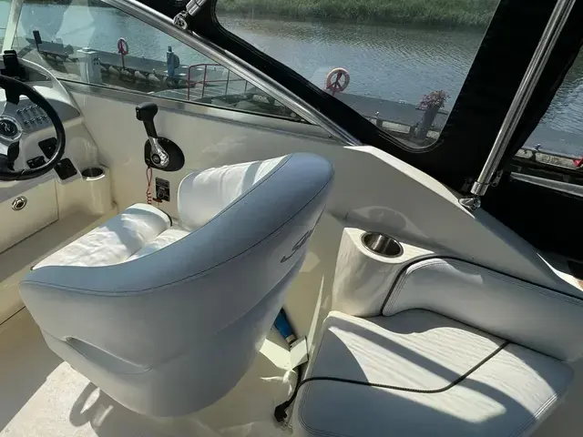 Sea Ray Sundancer 255