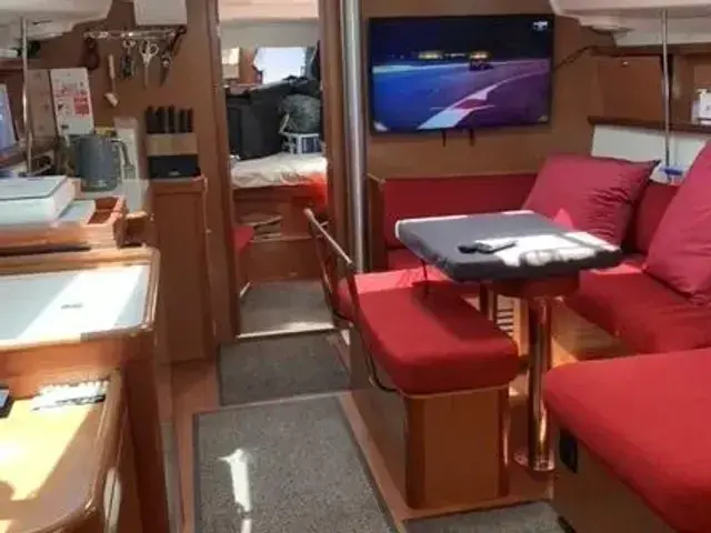 Beneteau Oceanis 43