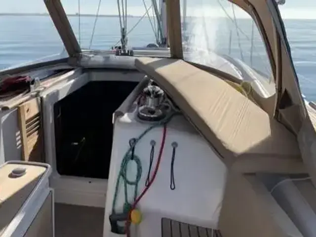 Beneteau Oceanis 43