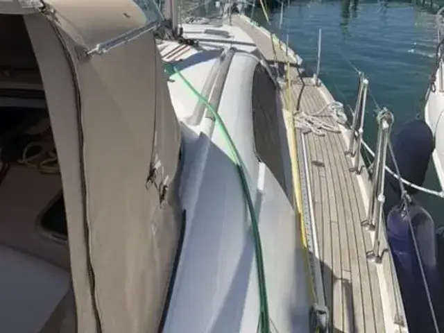 Beneteau Oceanis 43