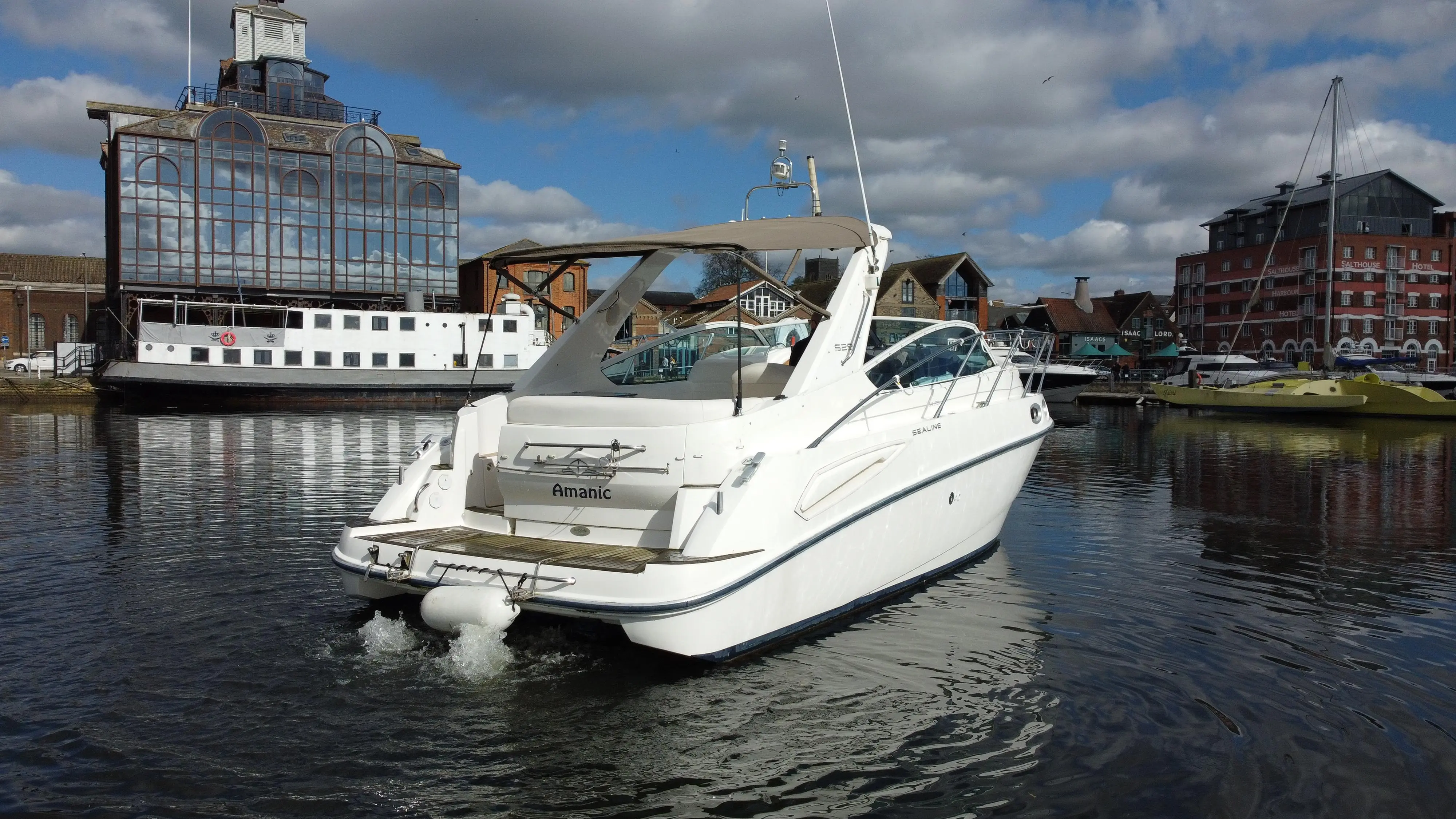 2005 Sealine s29