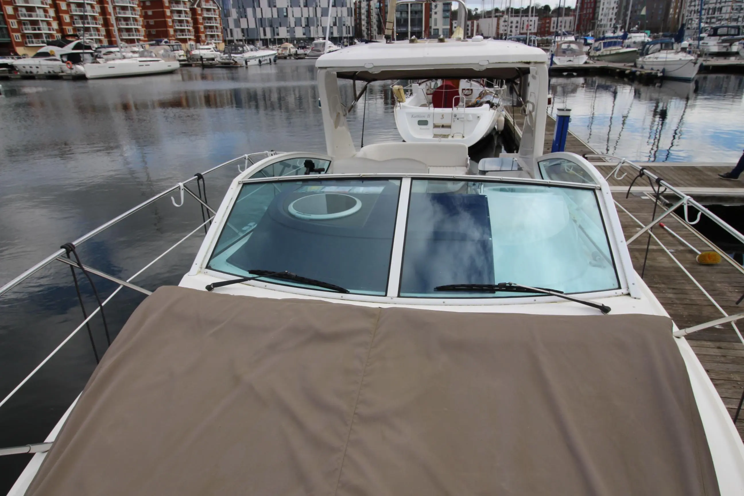 2005 Sealine s29