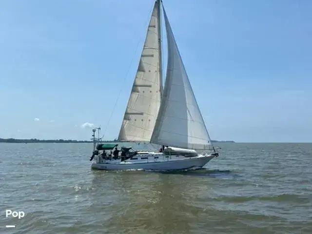 Islander 36